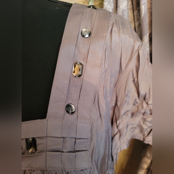 💥Daisy Fuentes 2x Square Neck Jeweled Grey Top - Picture 2 of 6